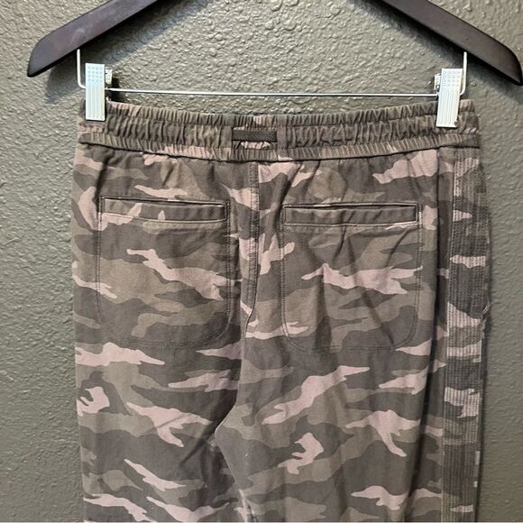 Athleta Camo Farallon Jogger - Picture 12 of 16